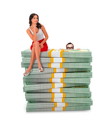 Woman sitting on a pile of cash from 25% Cashback promotion
